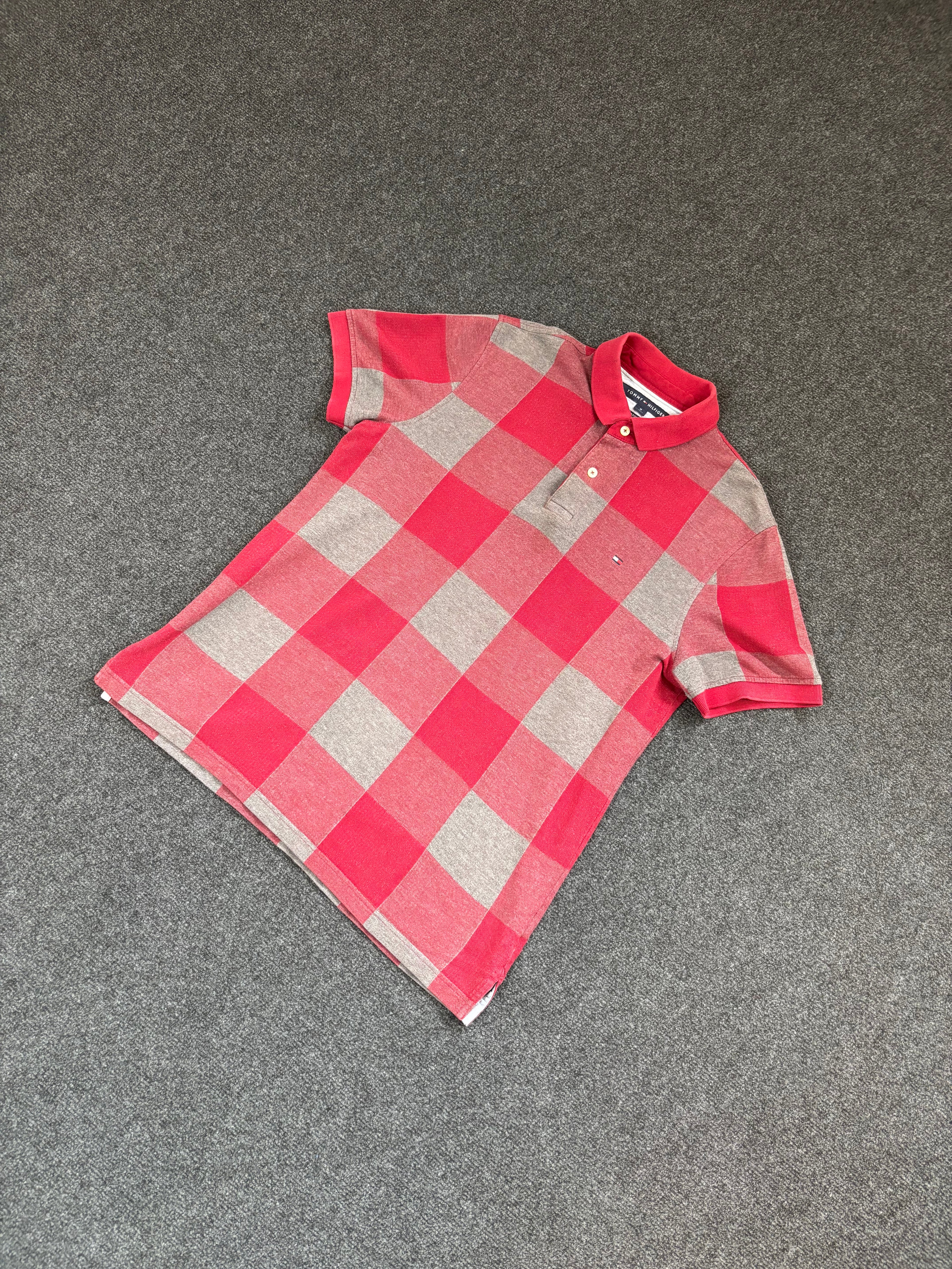 Tommy Hilfiger Poloshirt – Rot/Grau kariert (Größe M, Custom Fit)