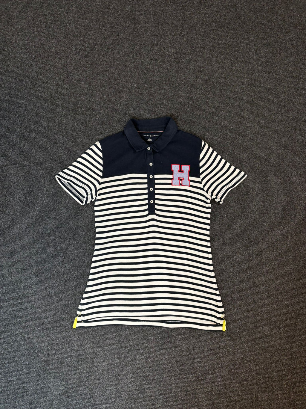 Vintage Tommy Hilfiger Polo (M)