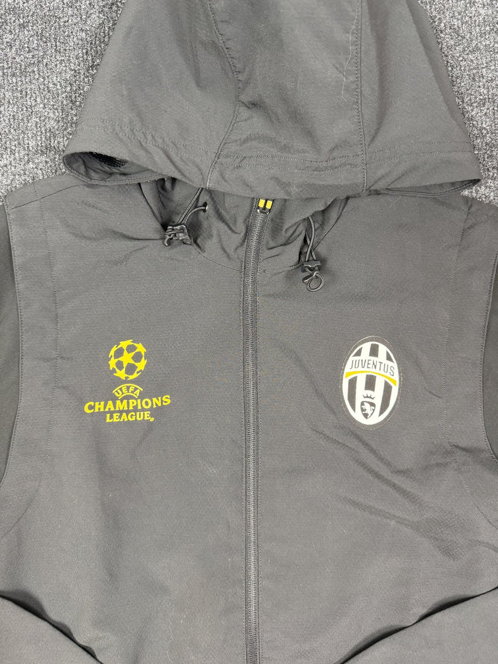 adidas Juventus Champions League Hooded Tracksuit – Grey