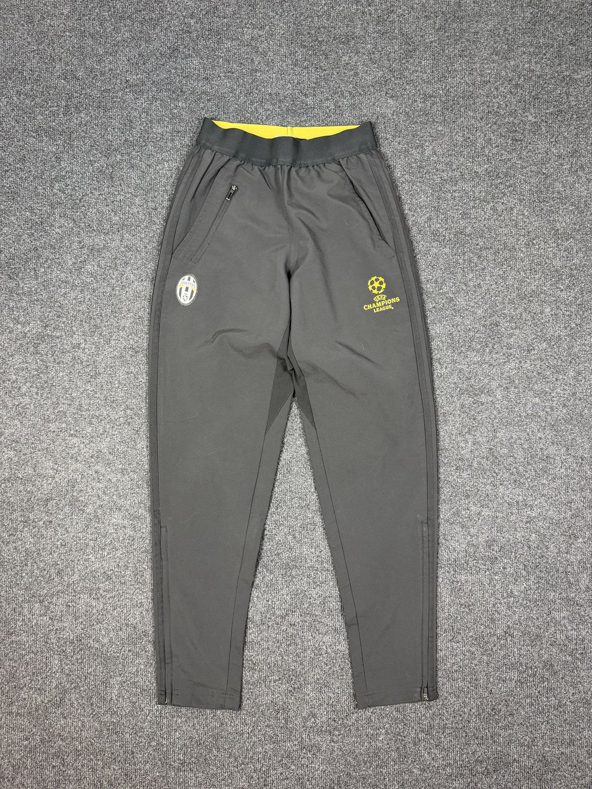 adidas Juventus Champions League Hooded Tracksuit – Grey