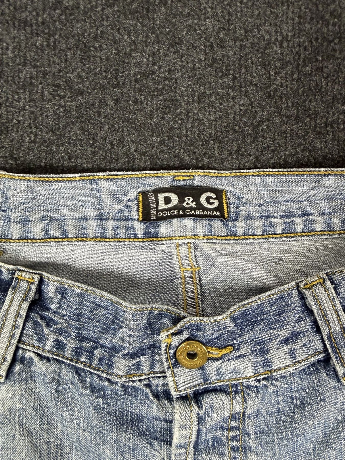 D&G Dolce & Gabbana Jeans – Light Wash Distressed